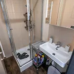 Apartmán Free Parking - Adm New Studio, Location *
