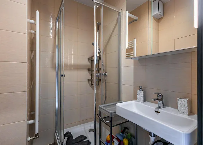 Appartement Free Parking - Adm New Studio, Location